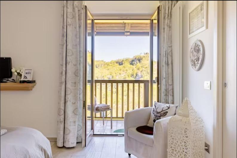 B&B Haus Senter Trambileno Luaran gambar